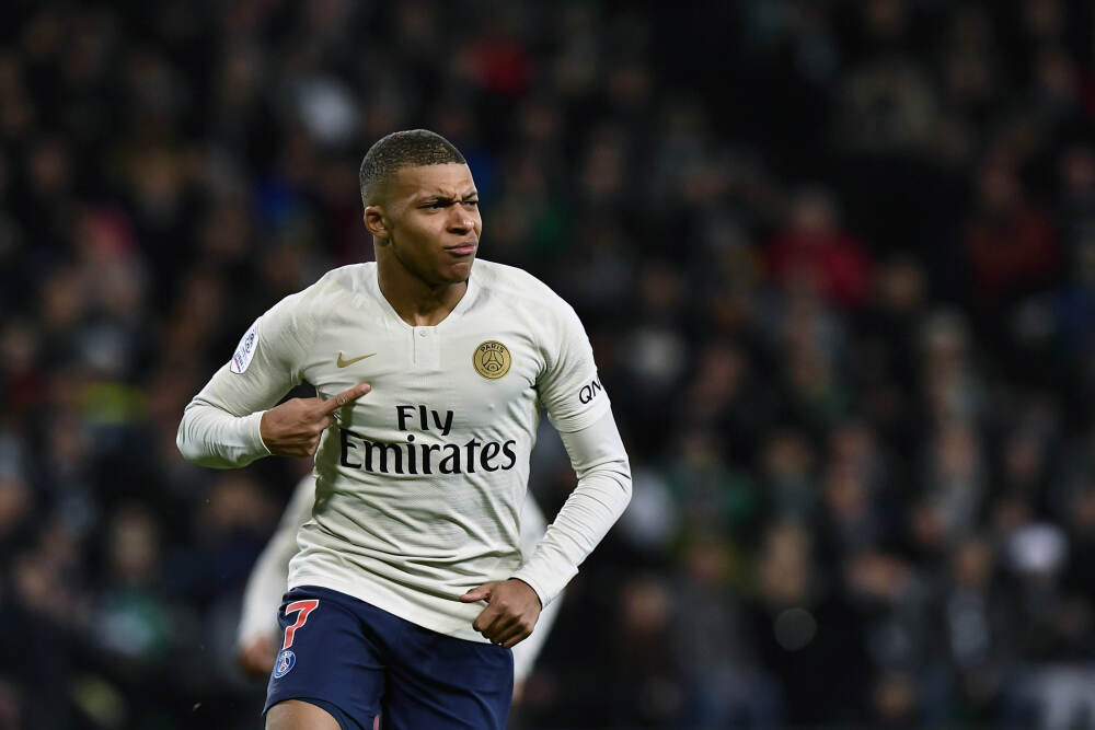 马化腾狂撒十亿！继QQ、微信后，腾讯又要出新社交App！